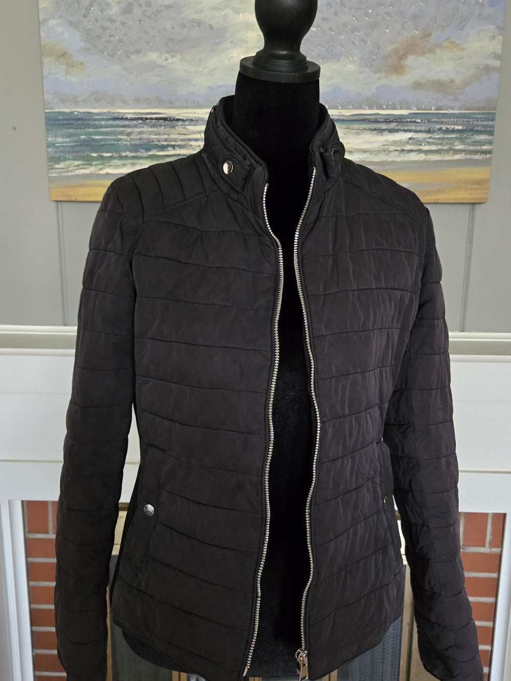 Women's Black Quilted Zip-Front Jacket